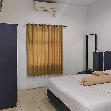 Graha Ht Sumantri Mitra Reddoorz Hotel Tasikmalaya Exterior foto