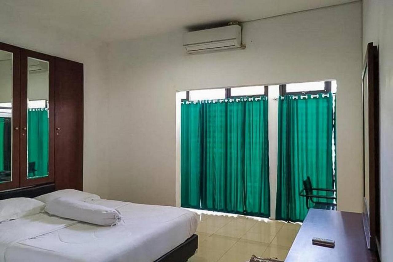 Graha Ht Sumantri Mitra Reddoorz Hotel Tasikmalaya Exterior foto